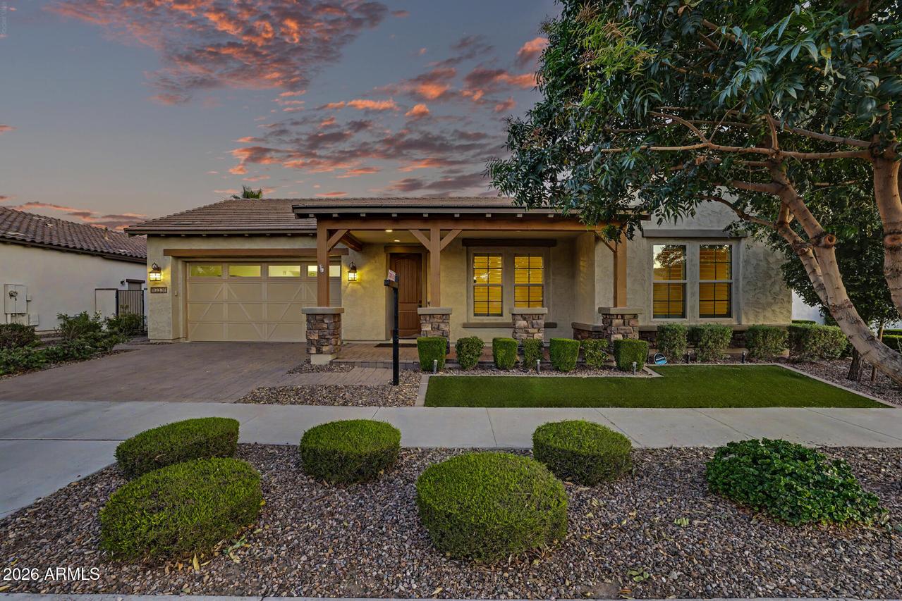 10331 E Thornton Ave., Mesa, AZ 85212