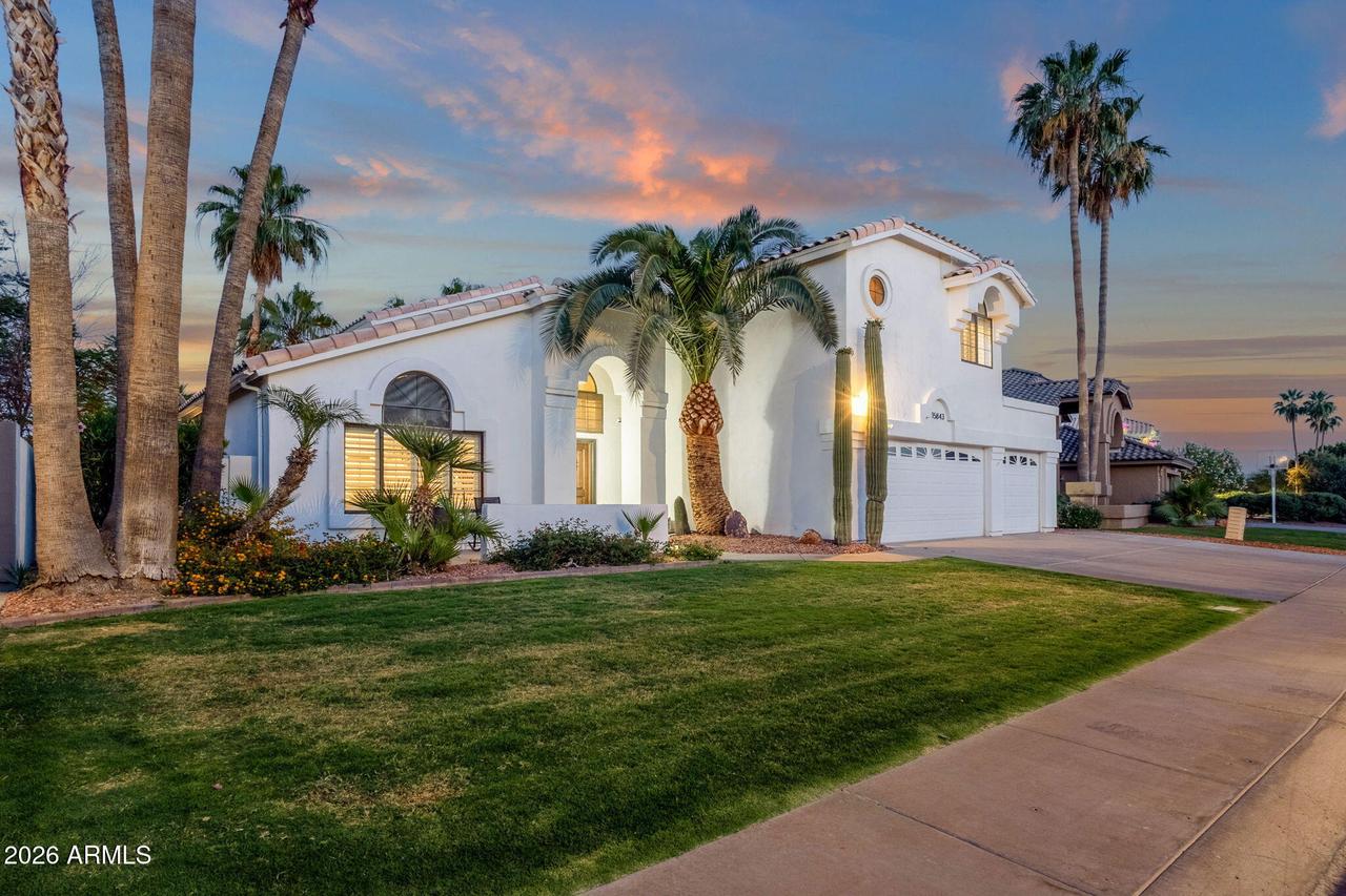 15843 S 35th Way, Phoenix, AZ 85048