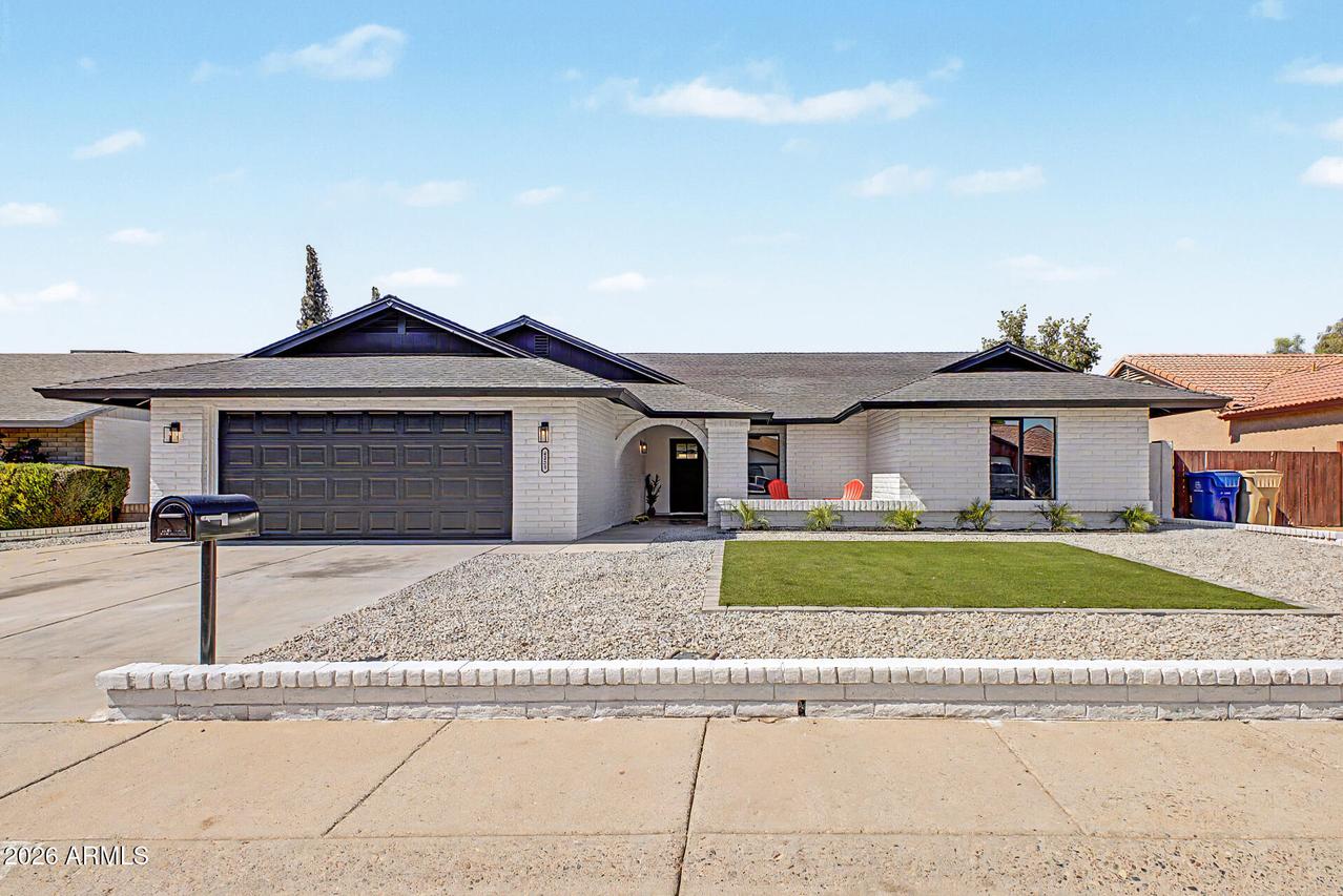 6332 W Cheryl Dr., Glendale, AZ 85302