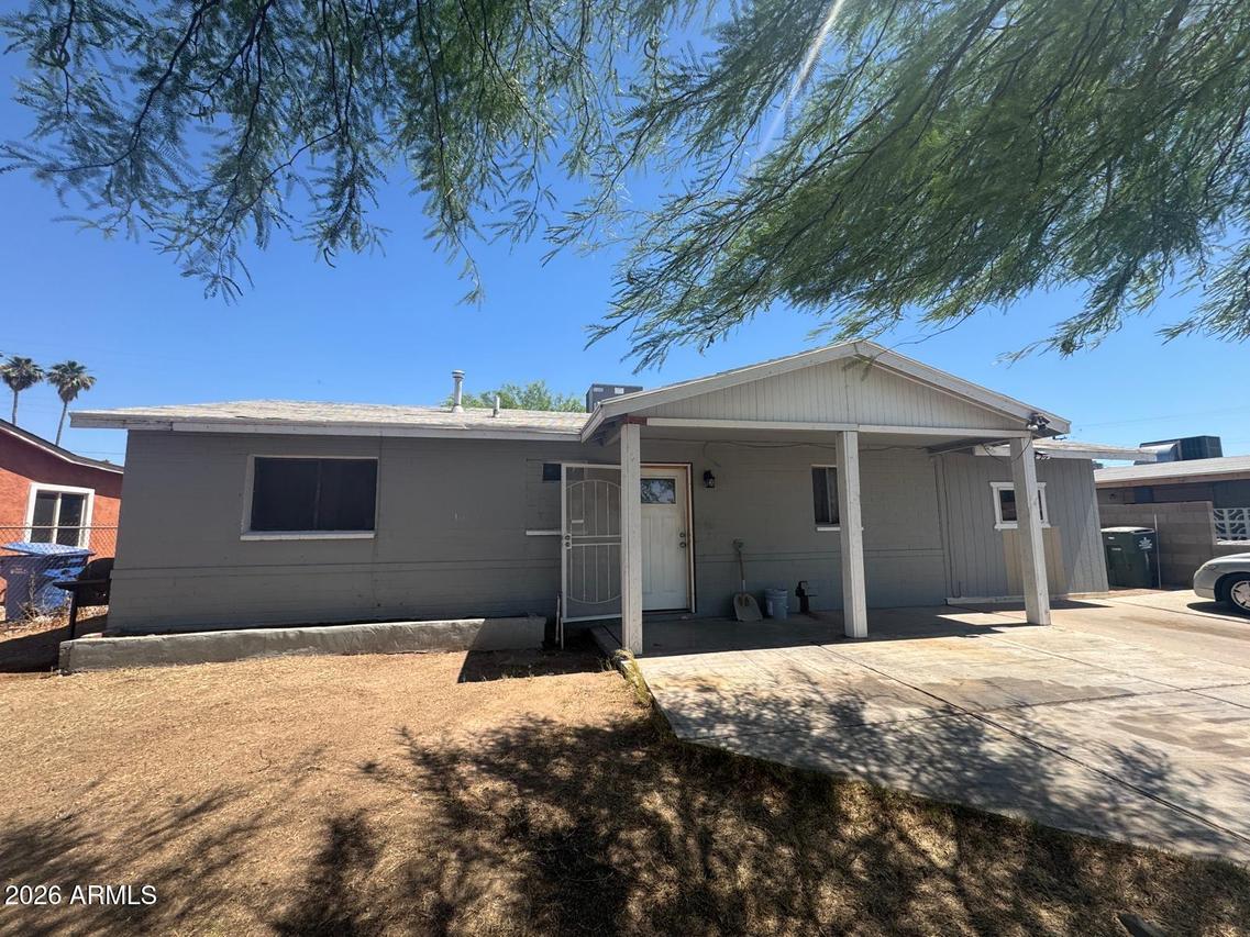 2073 W Chambers St., Phoenix, AZ 85041