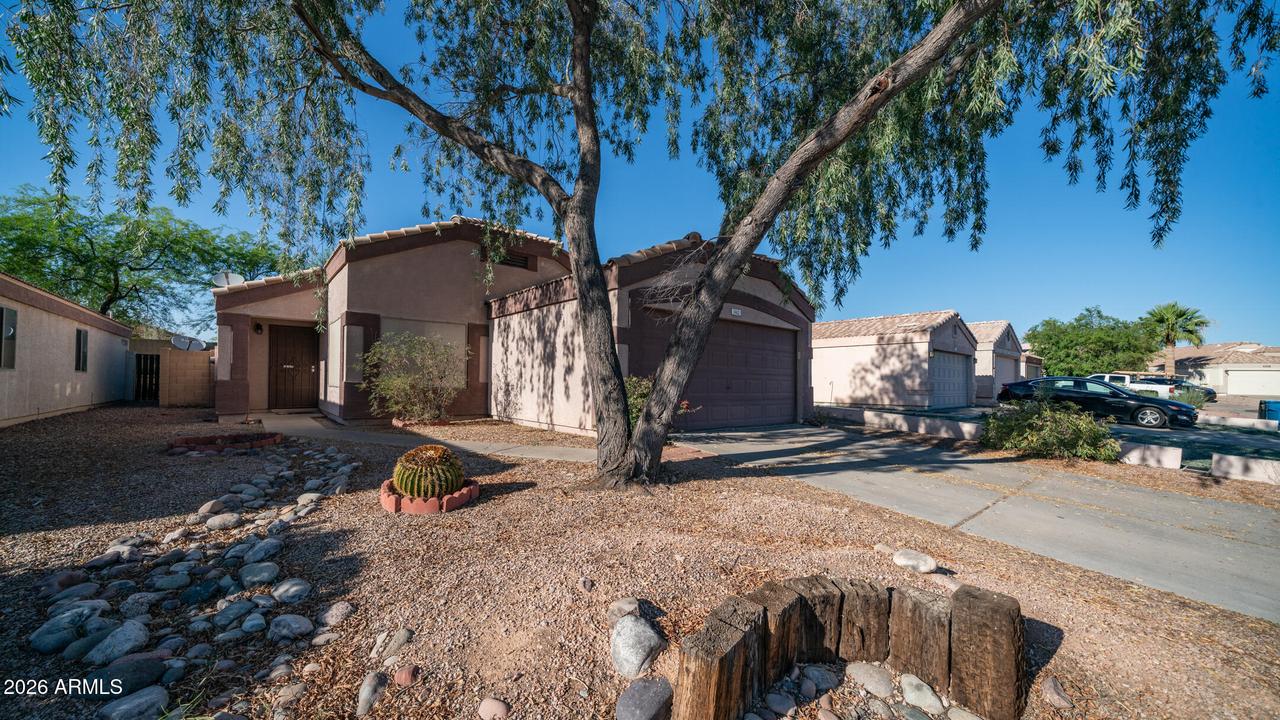 1462 W 19th Ave., Apache Junction, AZ 85120