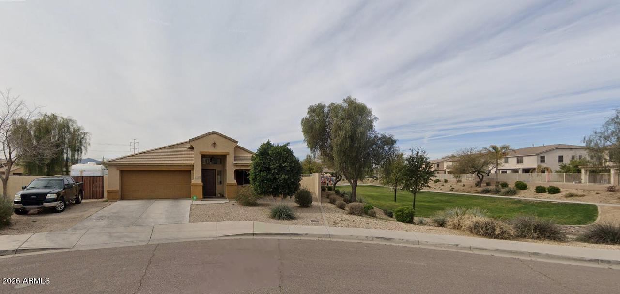 7007 W Getty Dr., Phoenix, AZ 85043