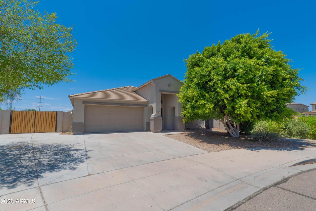 7007 W Getty Dr., Phoenix, AZ 85043