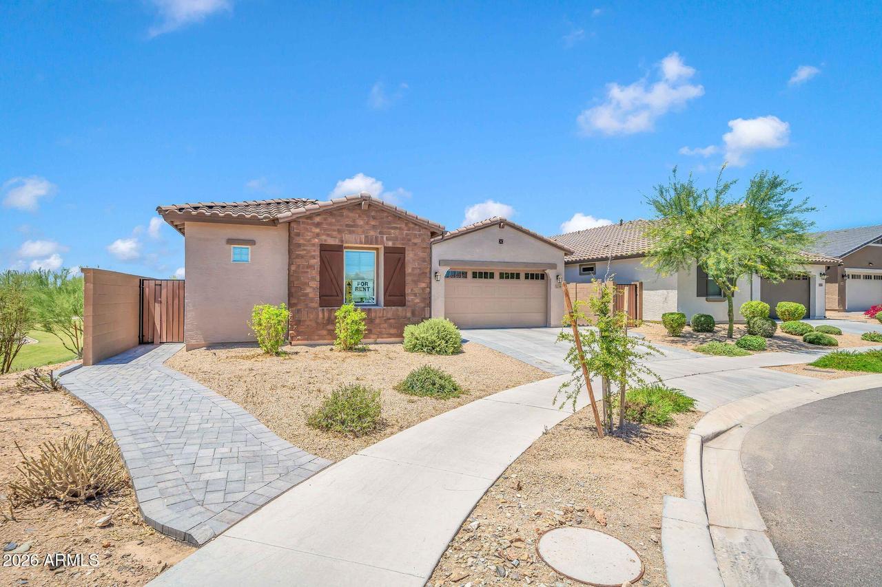 32258 N 21st Ave., Phoenix, AZ 85085