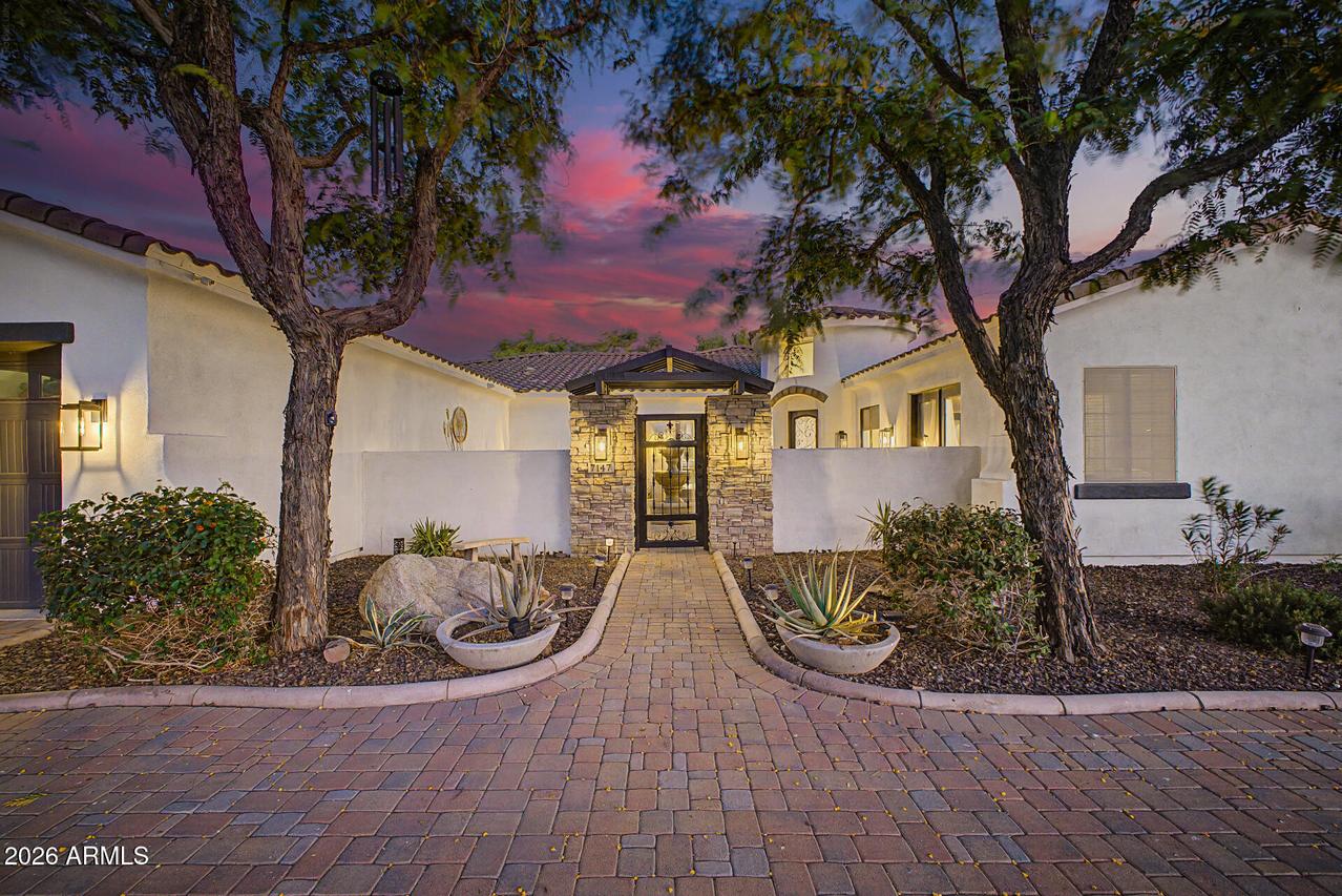 7147 W Angela Dr., Glendale, AZ 85308