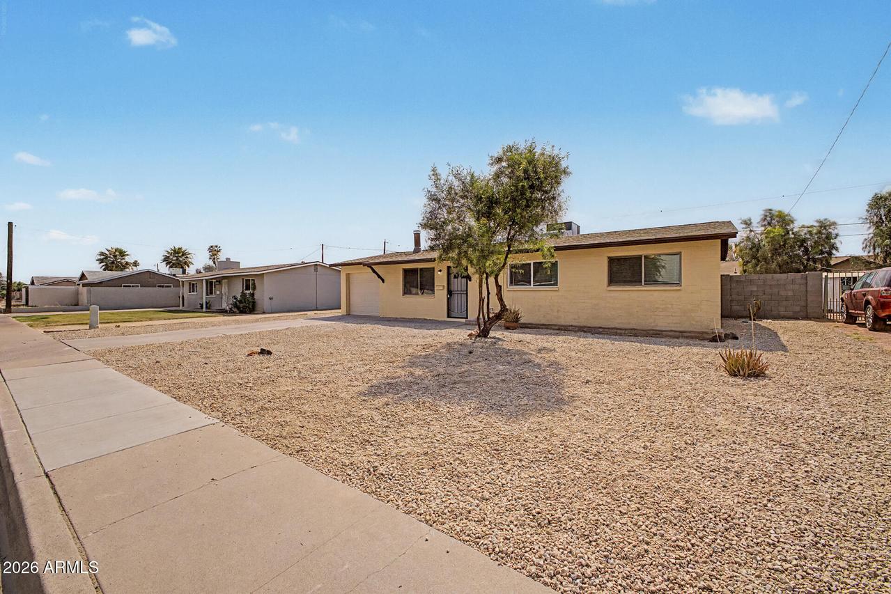 13216 N 31st Ave., Phoenix, AZ 85029