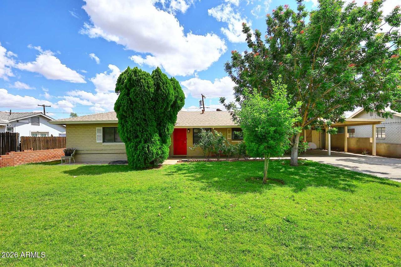 2043 W Campbell Ave., Phoenix, AZ 85015