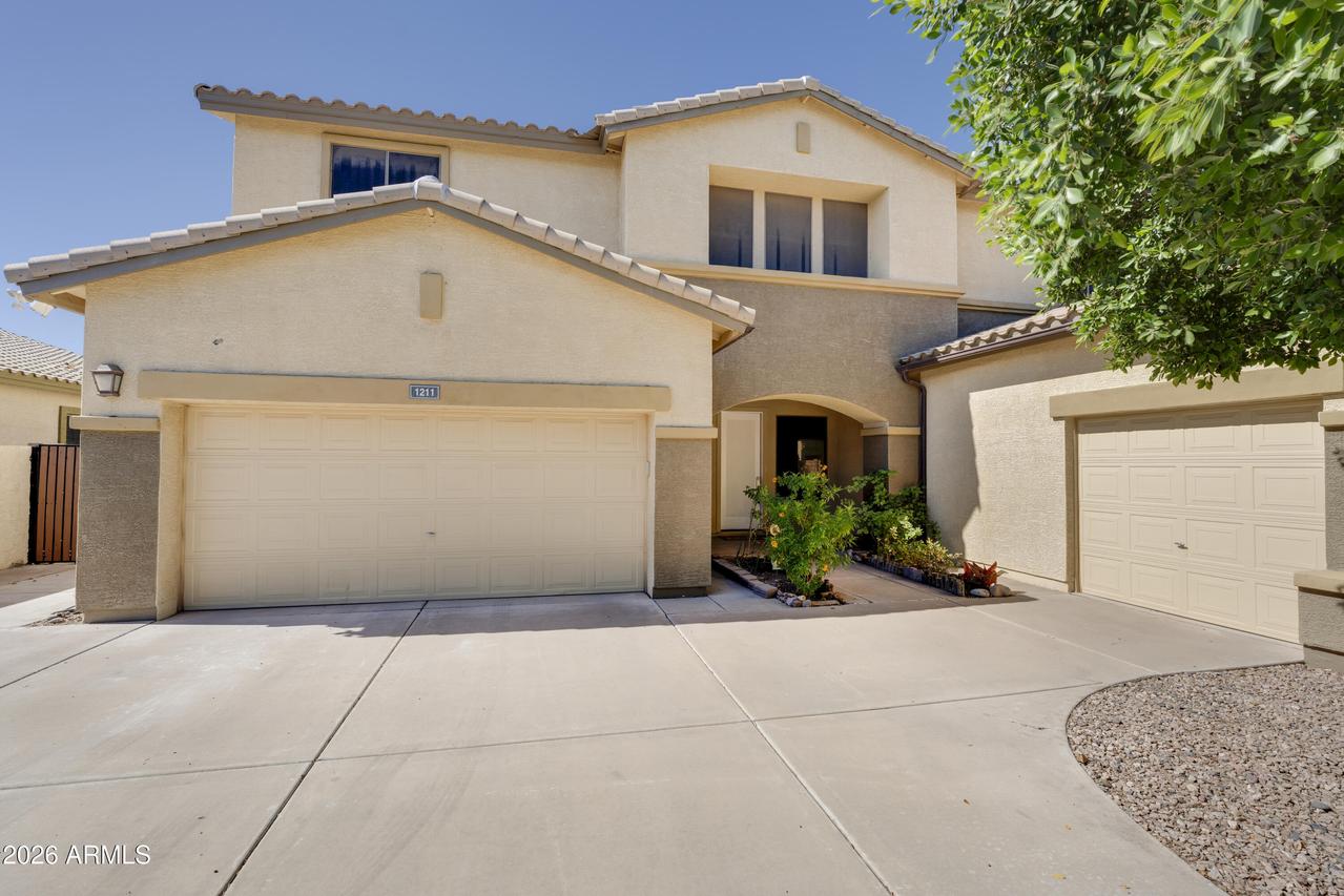 1211 E Kenwood St., Mesa, AZ 85203