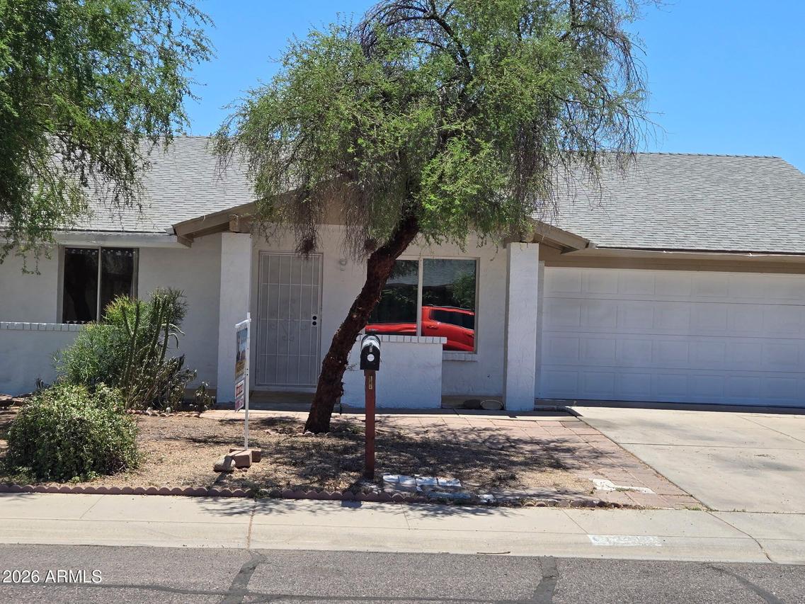 4413 W Shangri La Rd., Glendale, AZ 85304