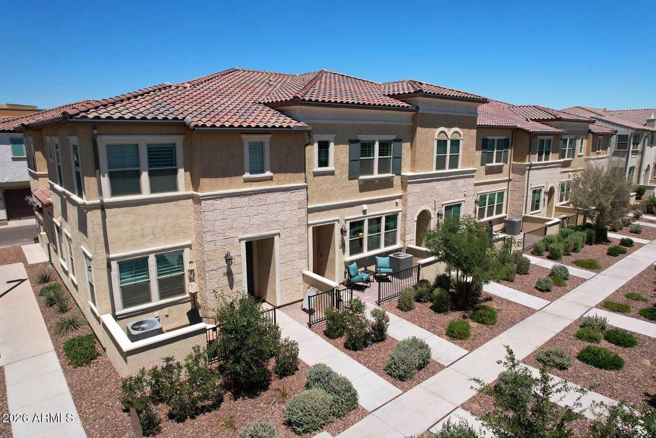 1823 E Chelsea Ln. #102, Gilbert, AZ 85295