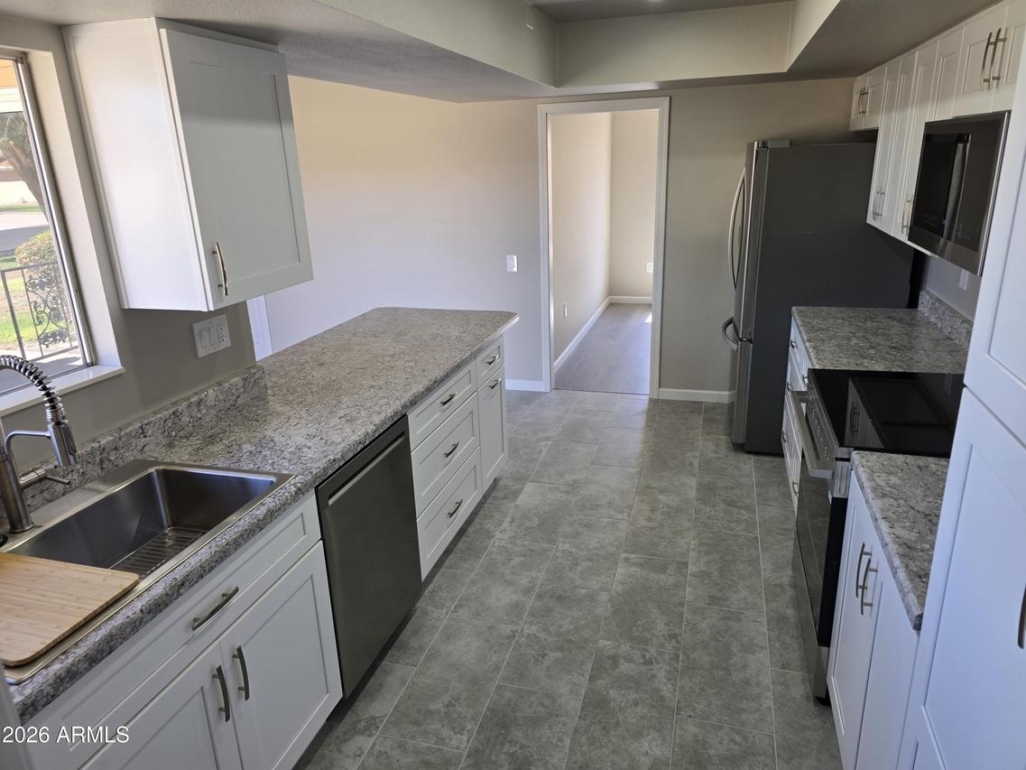 9706 W Long Hills Dr., Sun City, AZ 85351