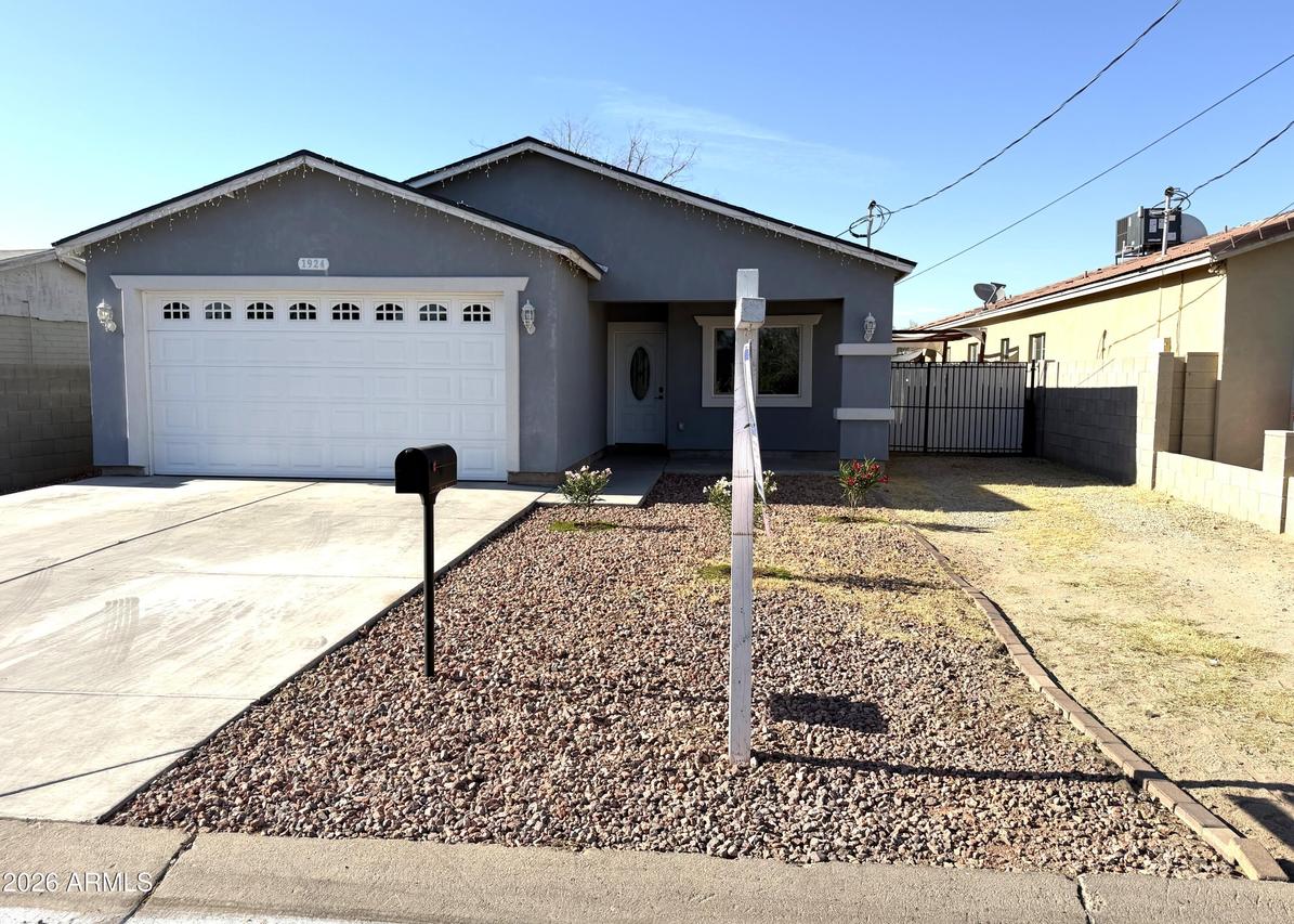 1924 W Lawrence Rd., Phoenix, AZ 85015