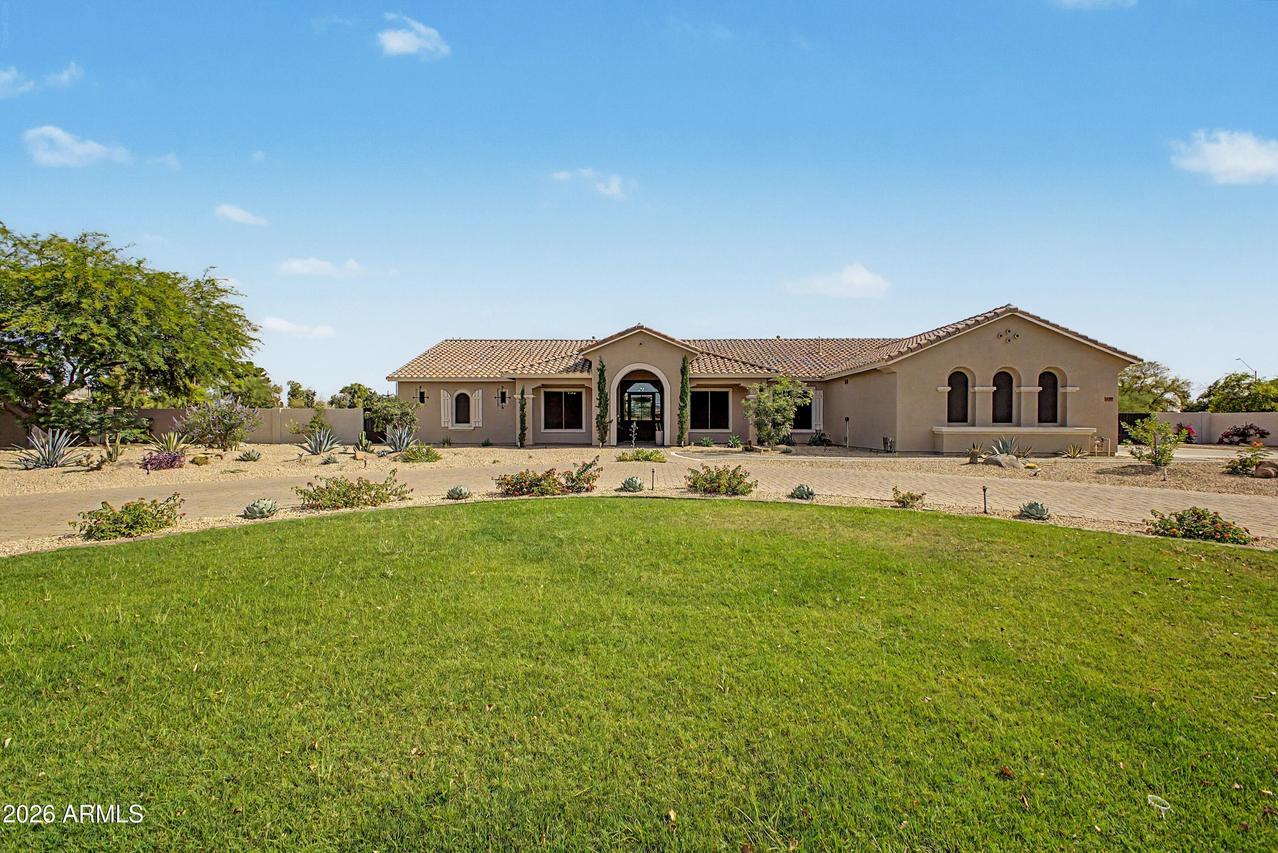 14389 W Becker Ln., Surprise, AZ 85379