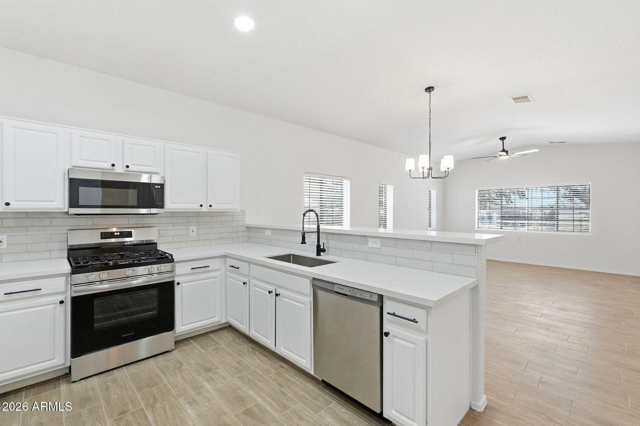 5821 E Calle Magdalena, Guadalupe, AZ 85283