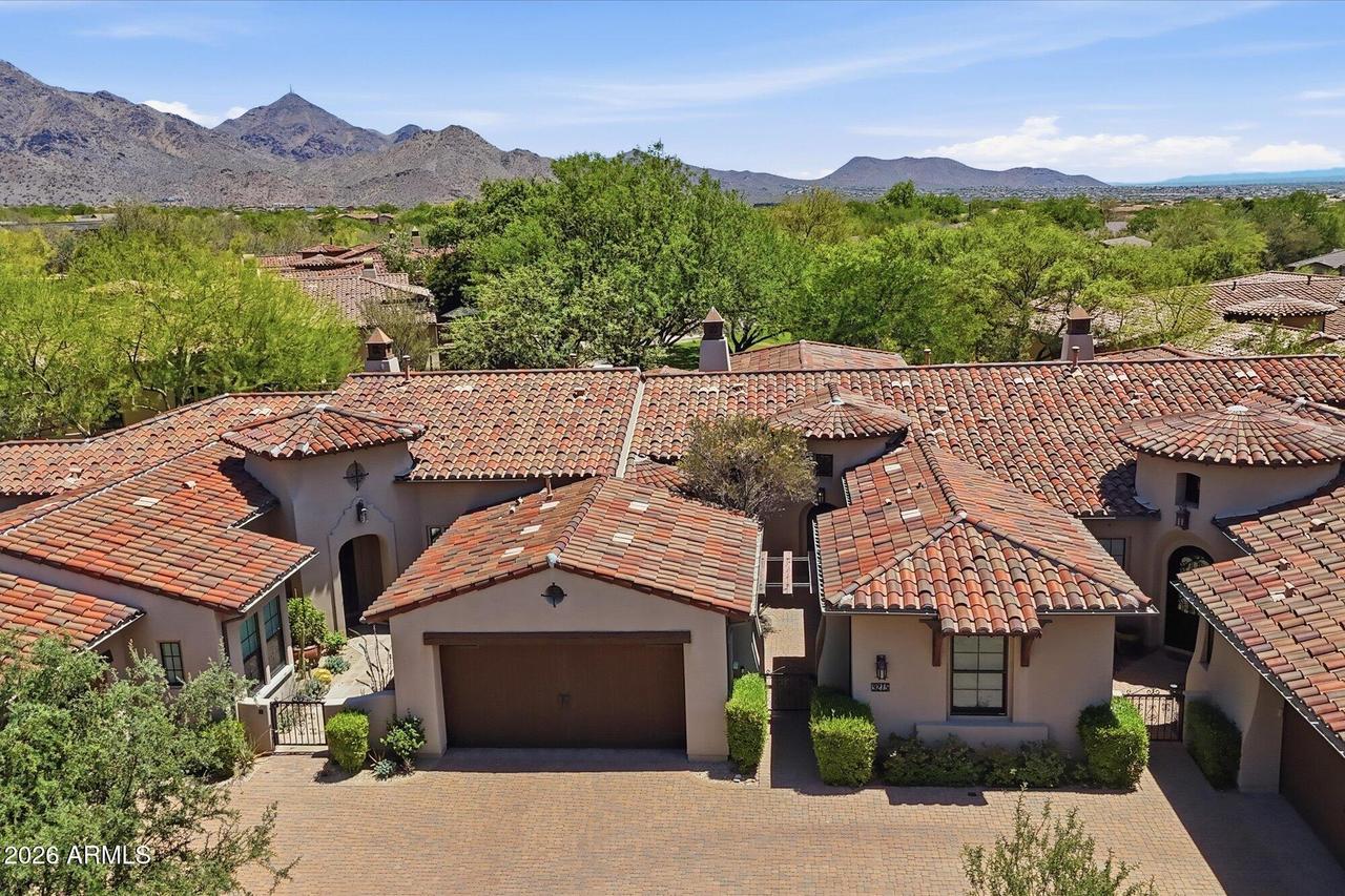 9215 E Hoverland Rd., Scottsdale, AZ 85255