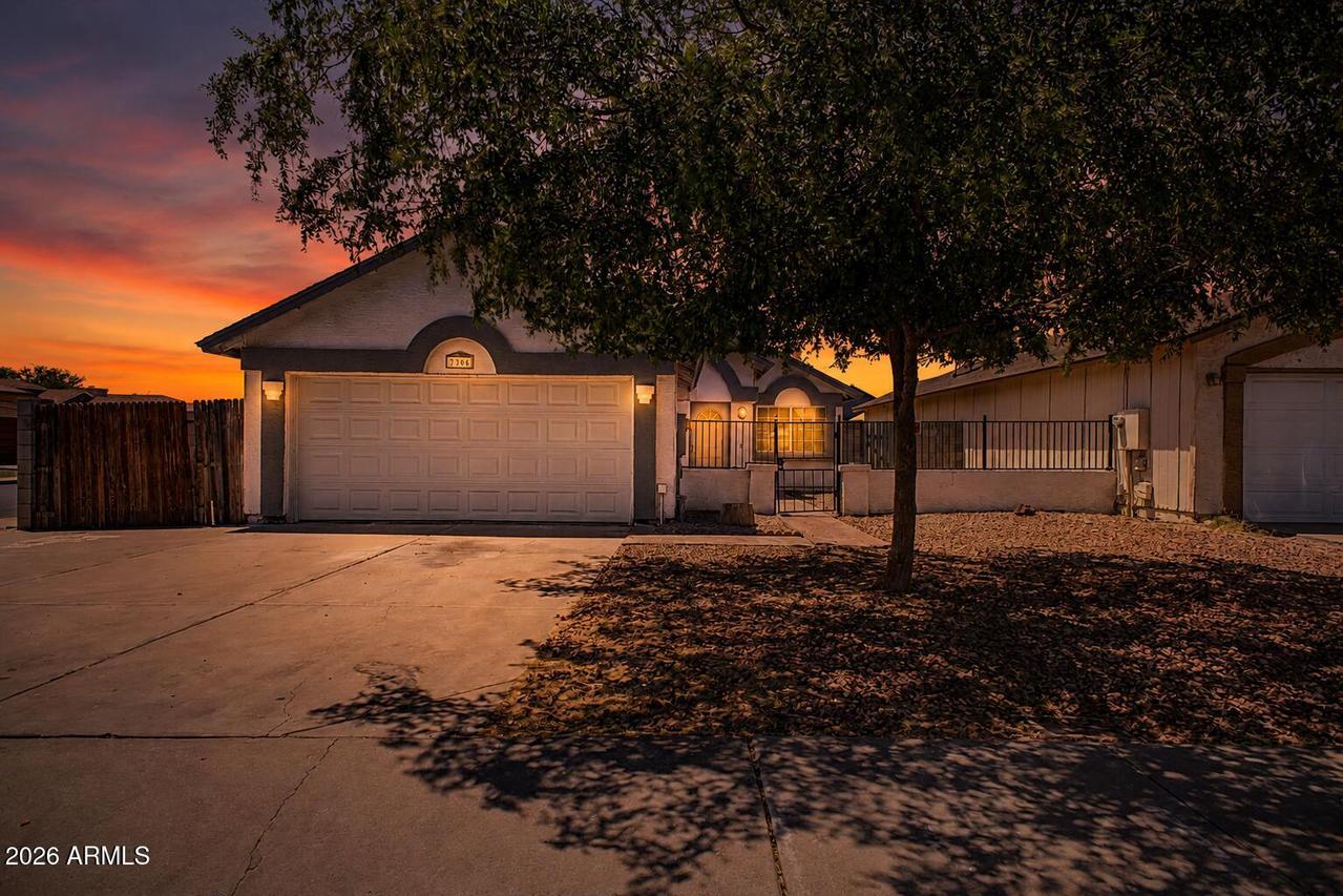7306 N 69th Ave., Glendale, AZ 85303