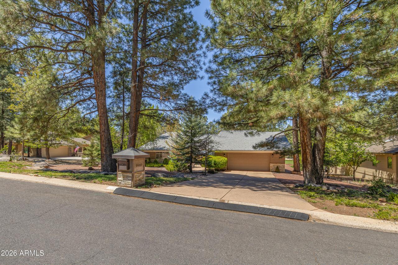 1607 N Mariposa Rd., Flagstaff, AZ 86004