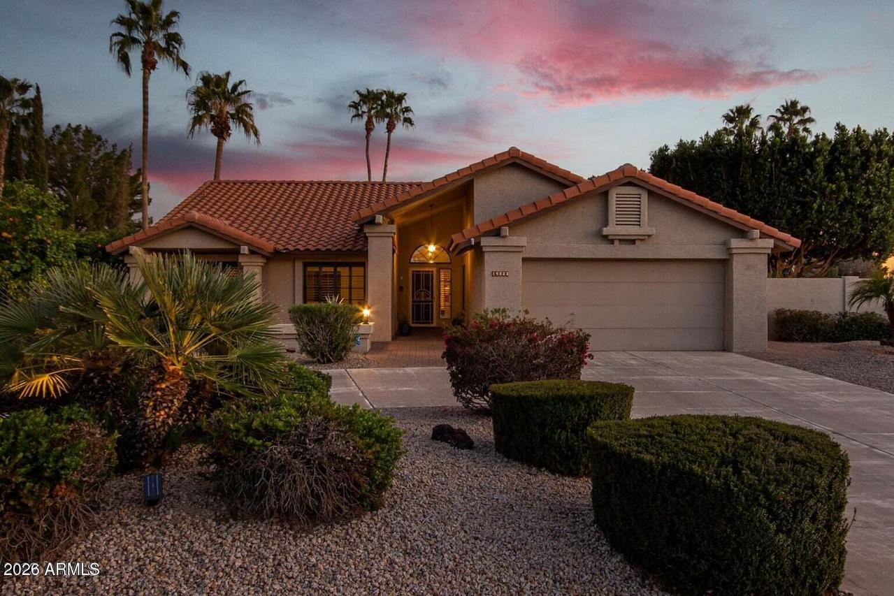 19033 N 73rd Dr., Glendale, AZ 85308