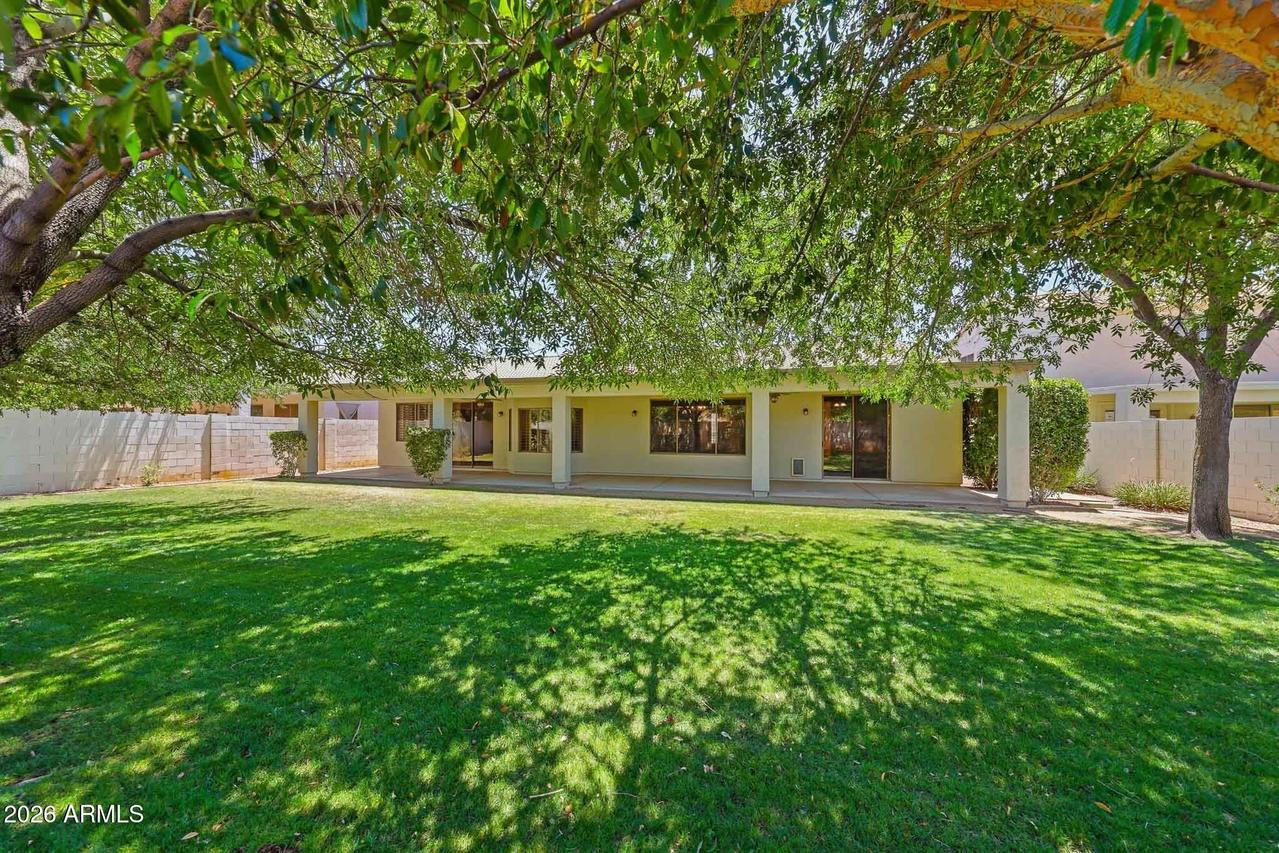 8216 W Crocus Dr., Peoria, AZ 85381