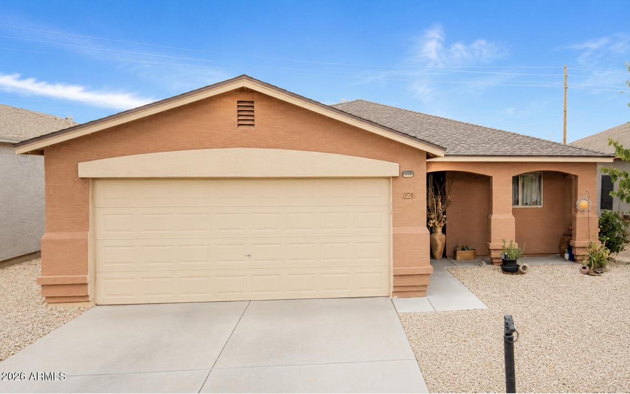 878 E Silversmith Tr., San Tan Valley, AZ 85143