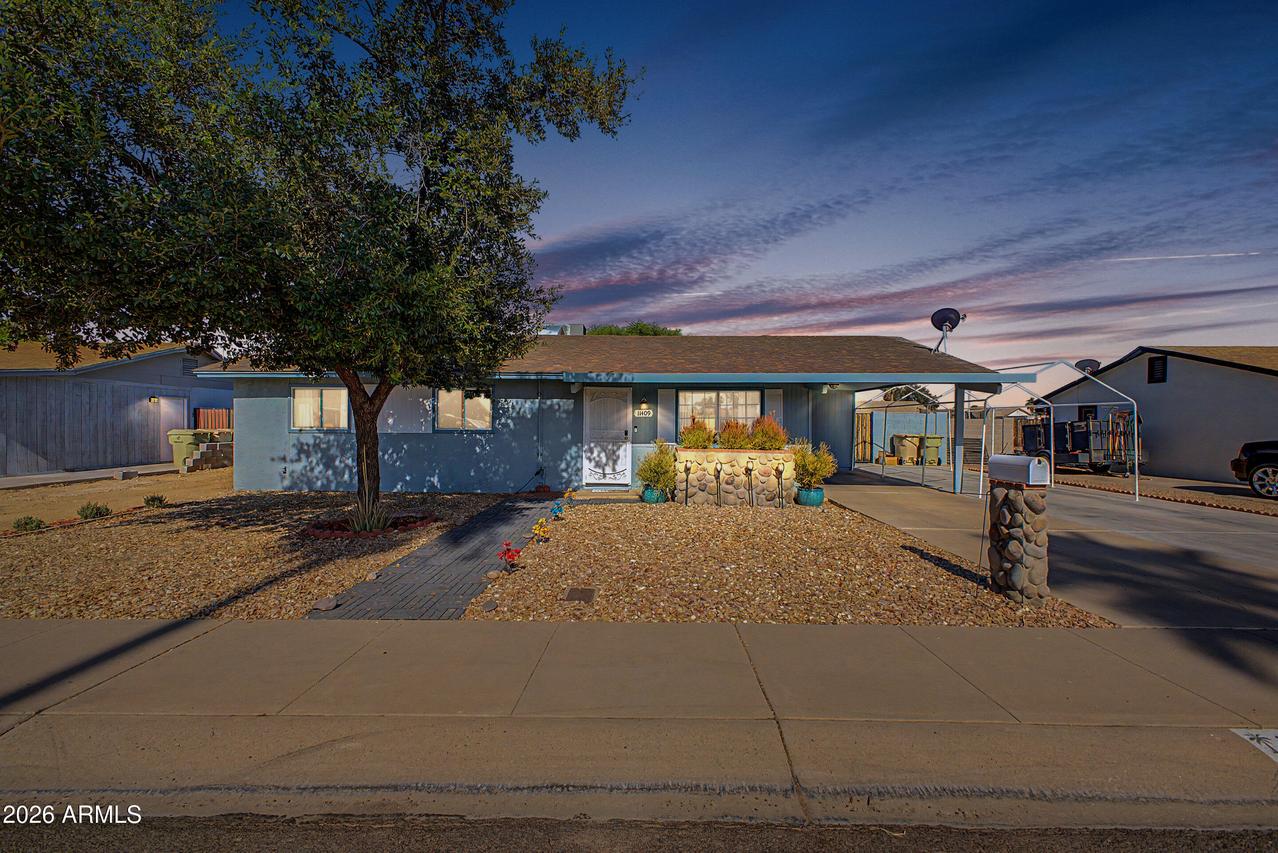 11409 N 57th Dr., Glendale, AZ 85304