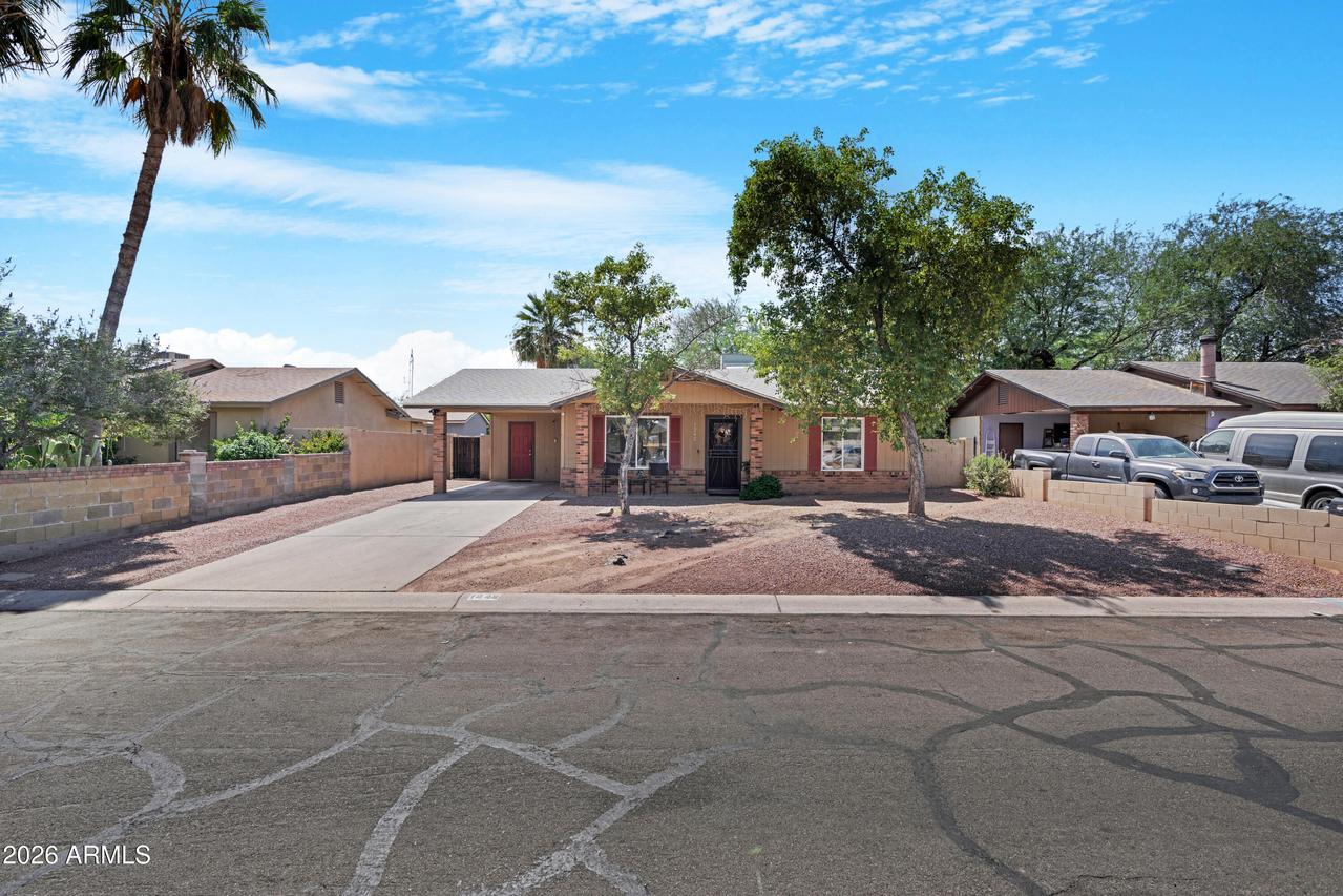 1242 S 80th St., Mesa, AZ 85209