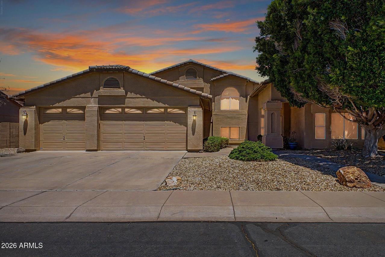 7672 W Betty Elyse Ln., Peoria, AZ 85382