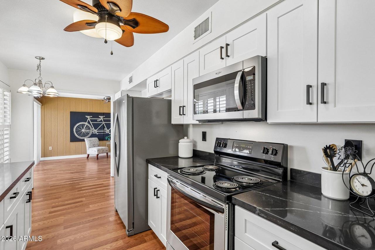 17435 N 99th Dr., Sun City, AZ 85373