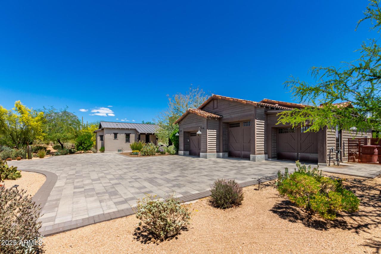 8555 E Tecolote Cir., Scottsdale, AZ 85266