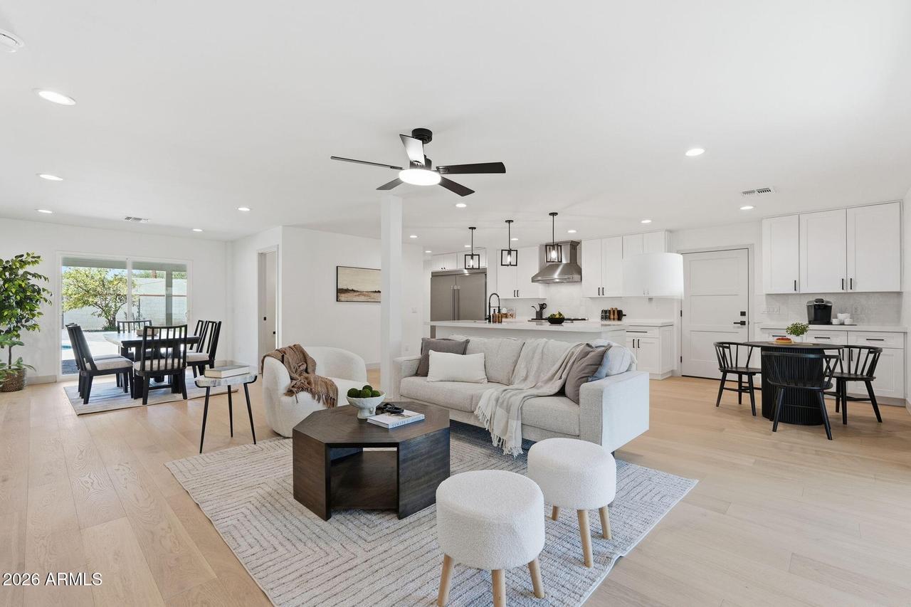 4646 E Vernon Ave., Phoenix, AZ 85008