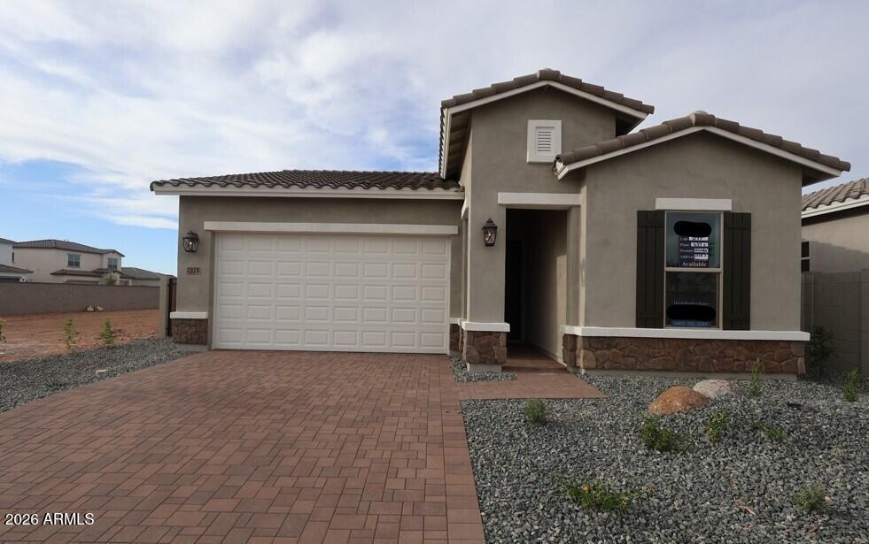 2928 E Manzanila Ave., San Tan Valley, AZ 85140