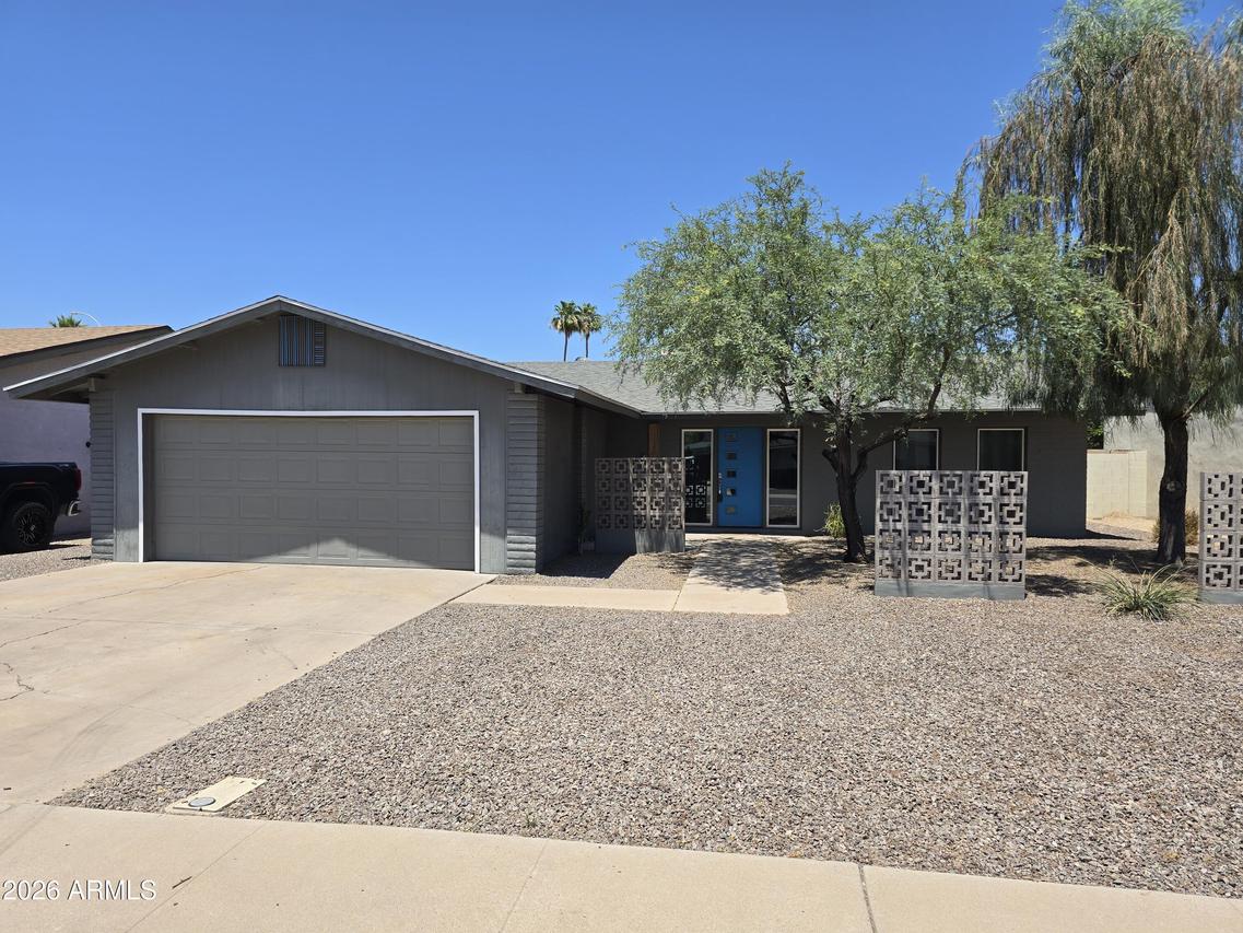 1284 W Tulsa St., Chandler, AZ 85224