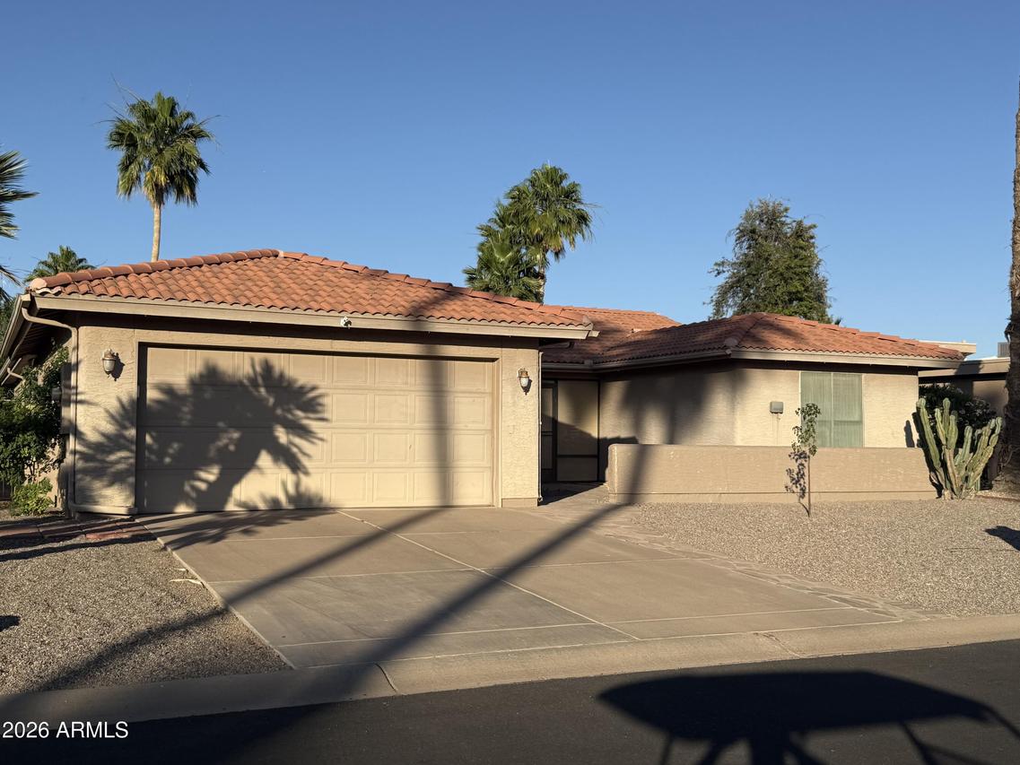 26417 S Truro Dr., Sun Lakes, AZ 85248