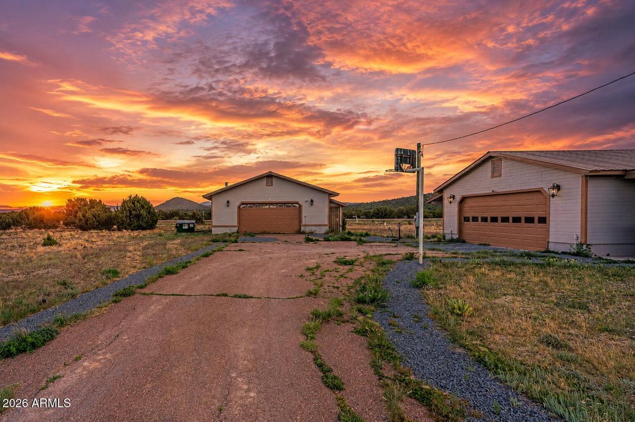 6 Acr 3125, Vernon, AZ 85940
