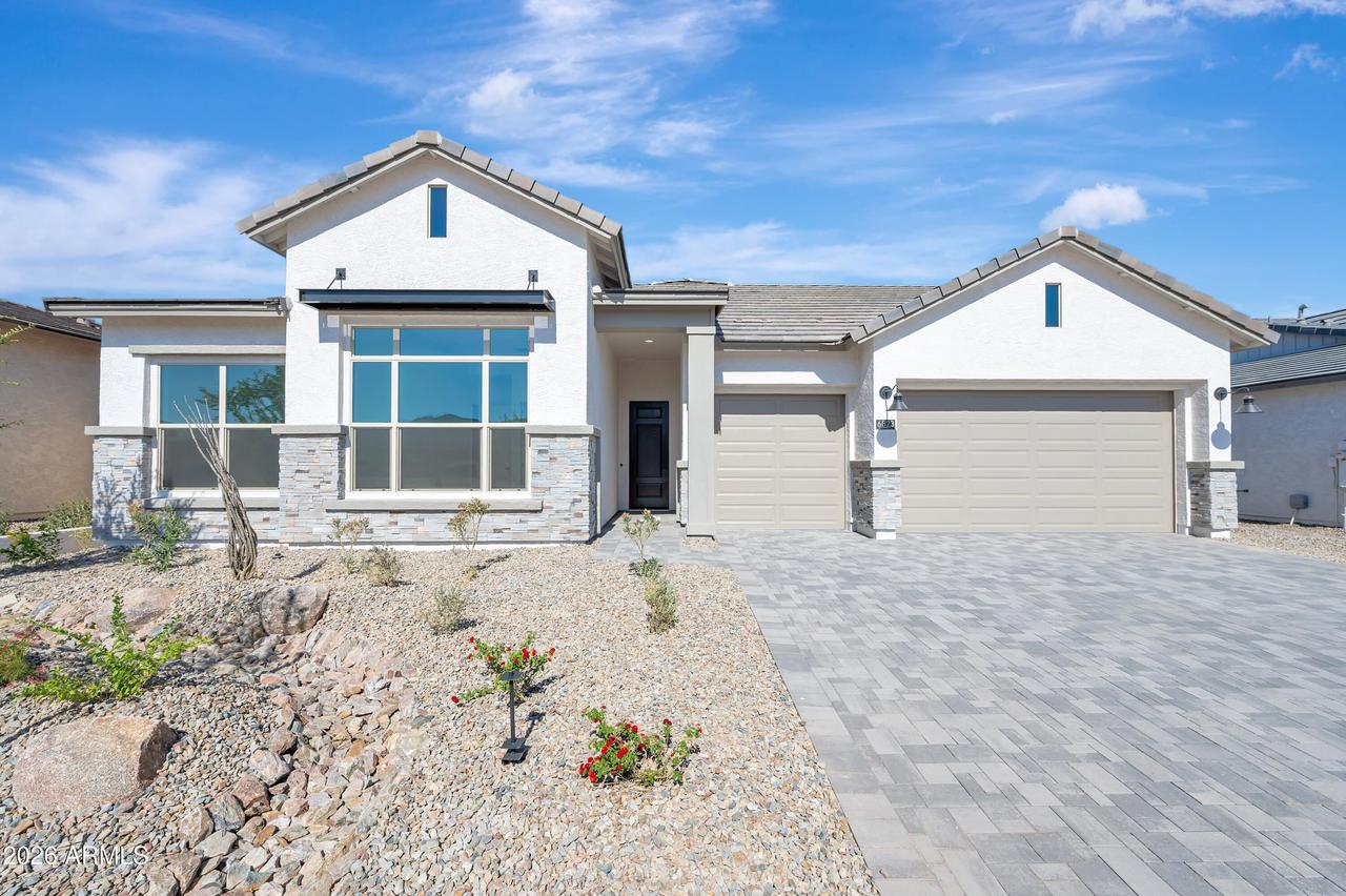 6823 N 190th Dr., Waddell, AZ 85355