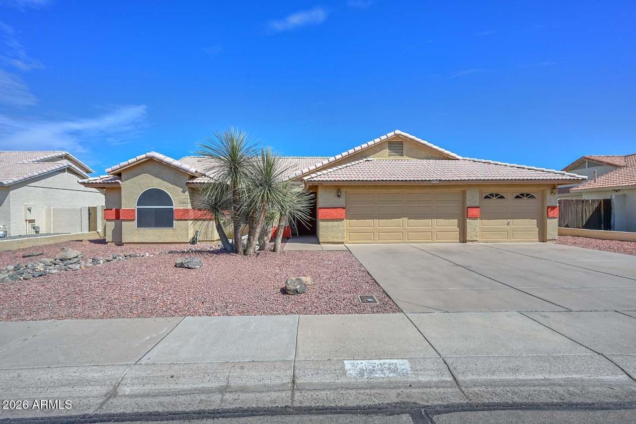 8758 W Bloomfield Rd., Peoria, AZ 85381