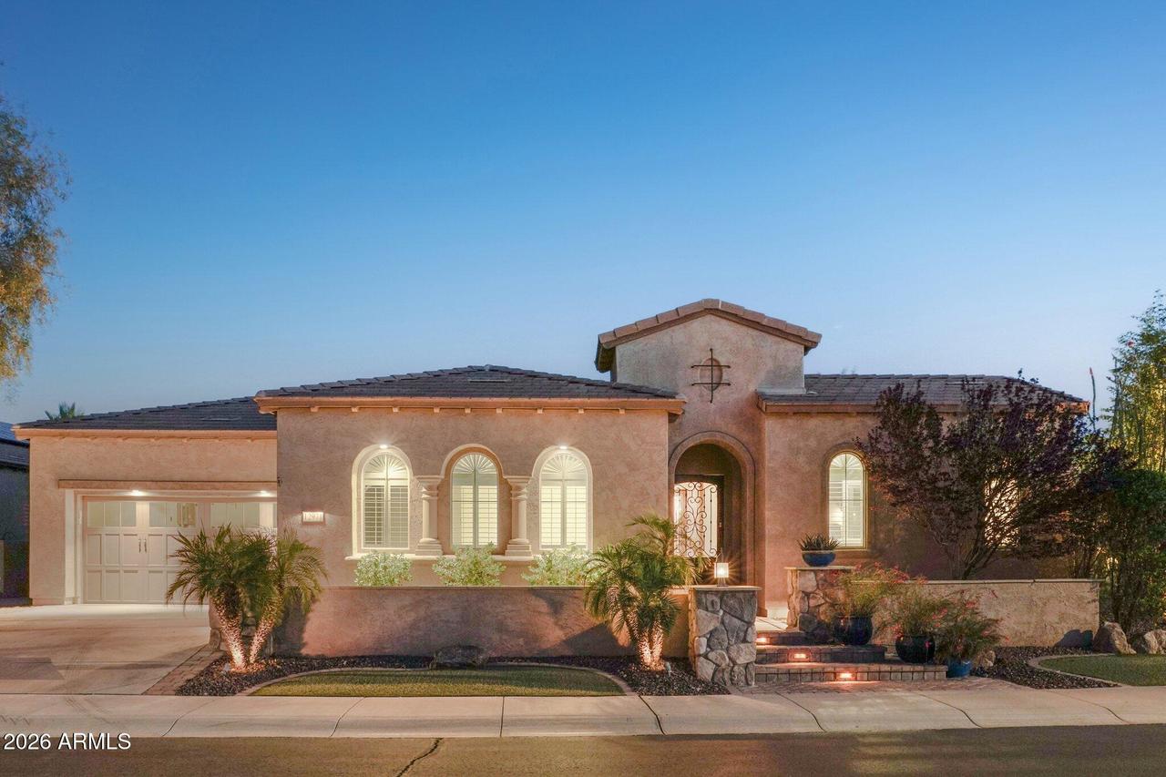 12971 W Fossil Dr., Peoria, AZ 85383
