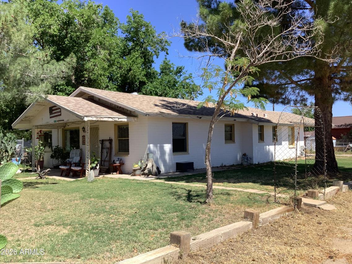 502 W 3rd St., Bowie, AZ 85605