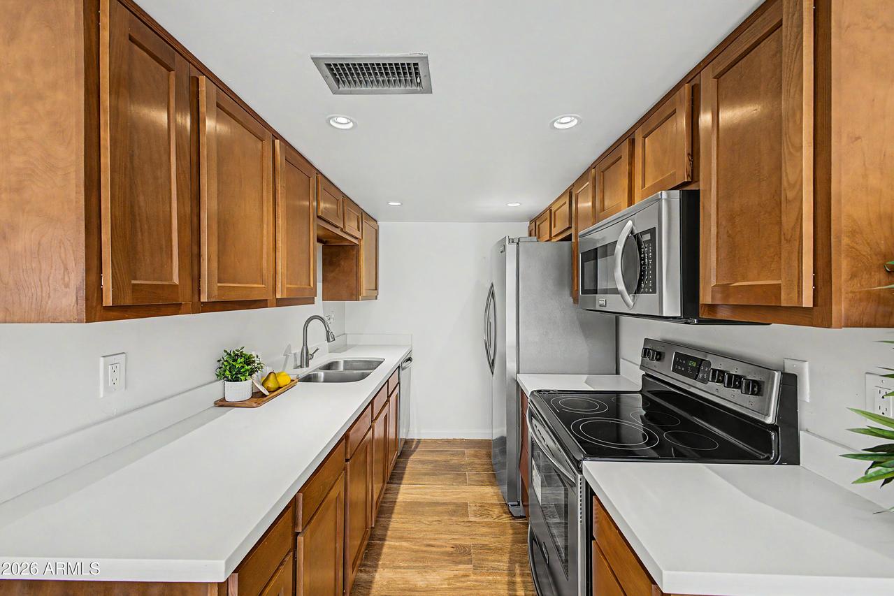 1137 N 84th Pl., Scottsdale, AZ 85257