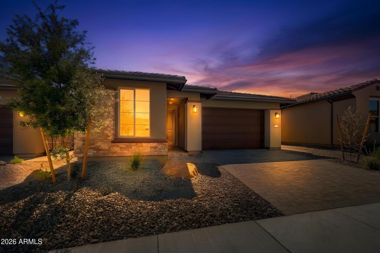 33448 N Chevelon Dr., Peoria, AZ 85383