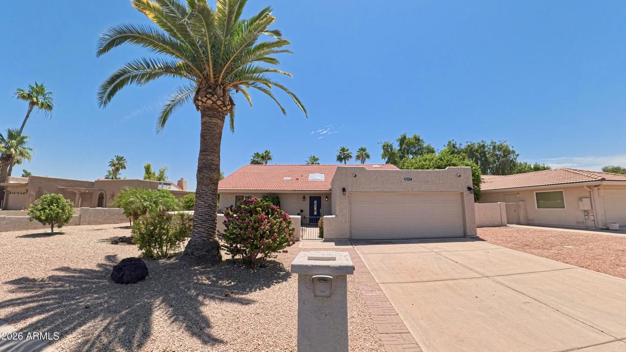 10117 E Chestnut Dr., Sun Lakes, AZ 85248