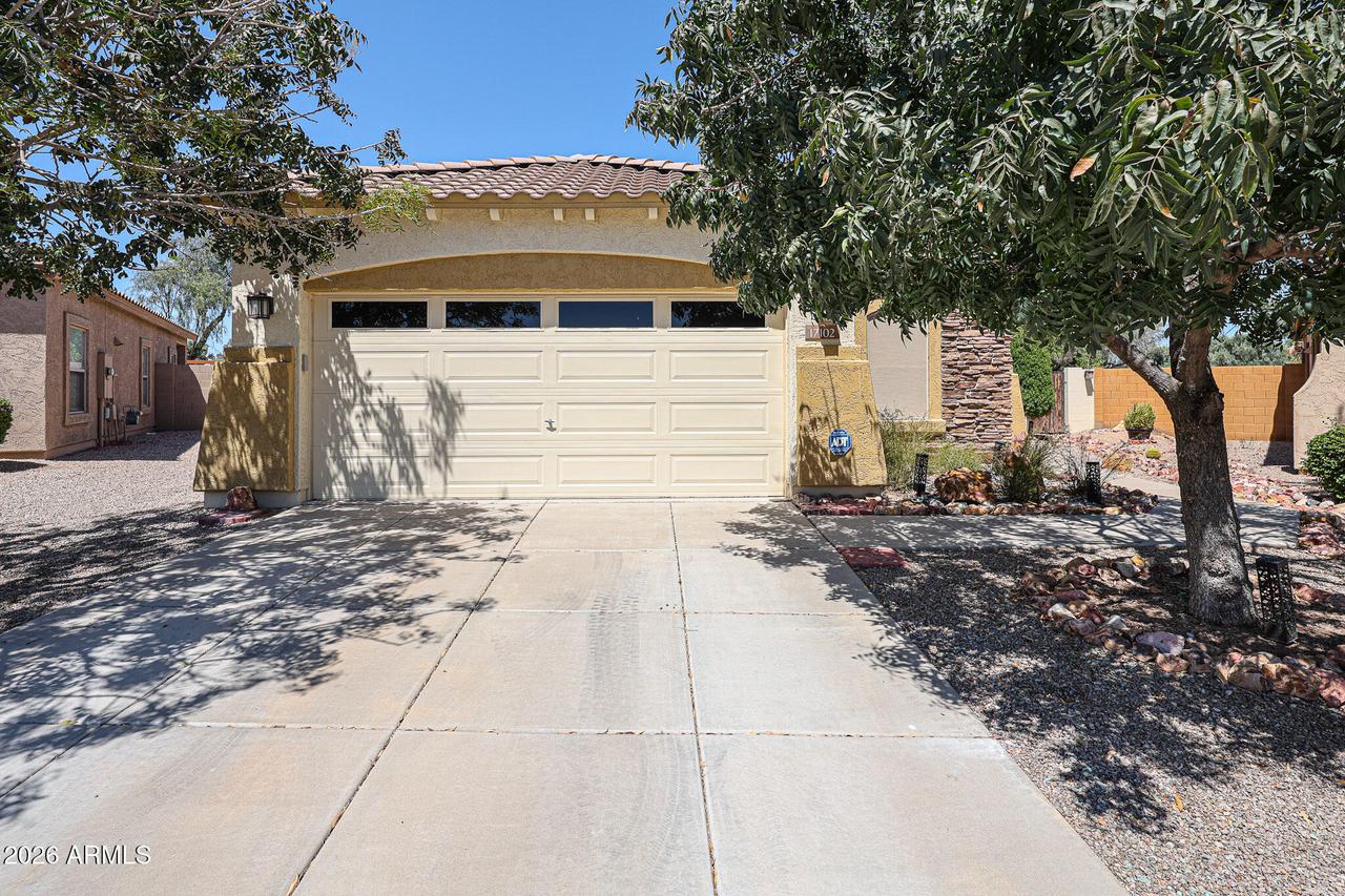 17102 W Saguaro Ln., Surprise, AZ 85388