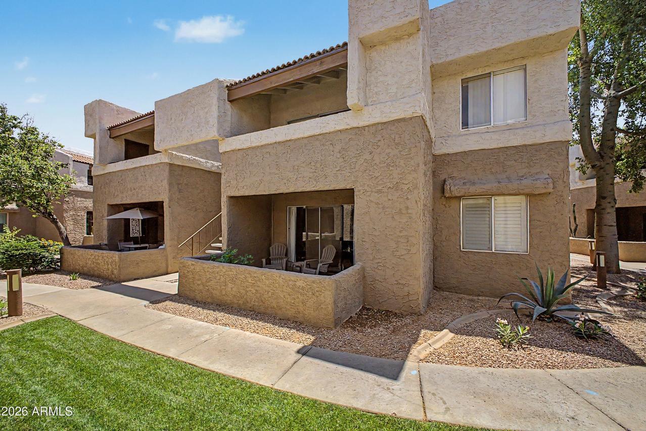 4554 E Paradise Village Pkwy. #248, Phoenix, AZ 85032