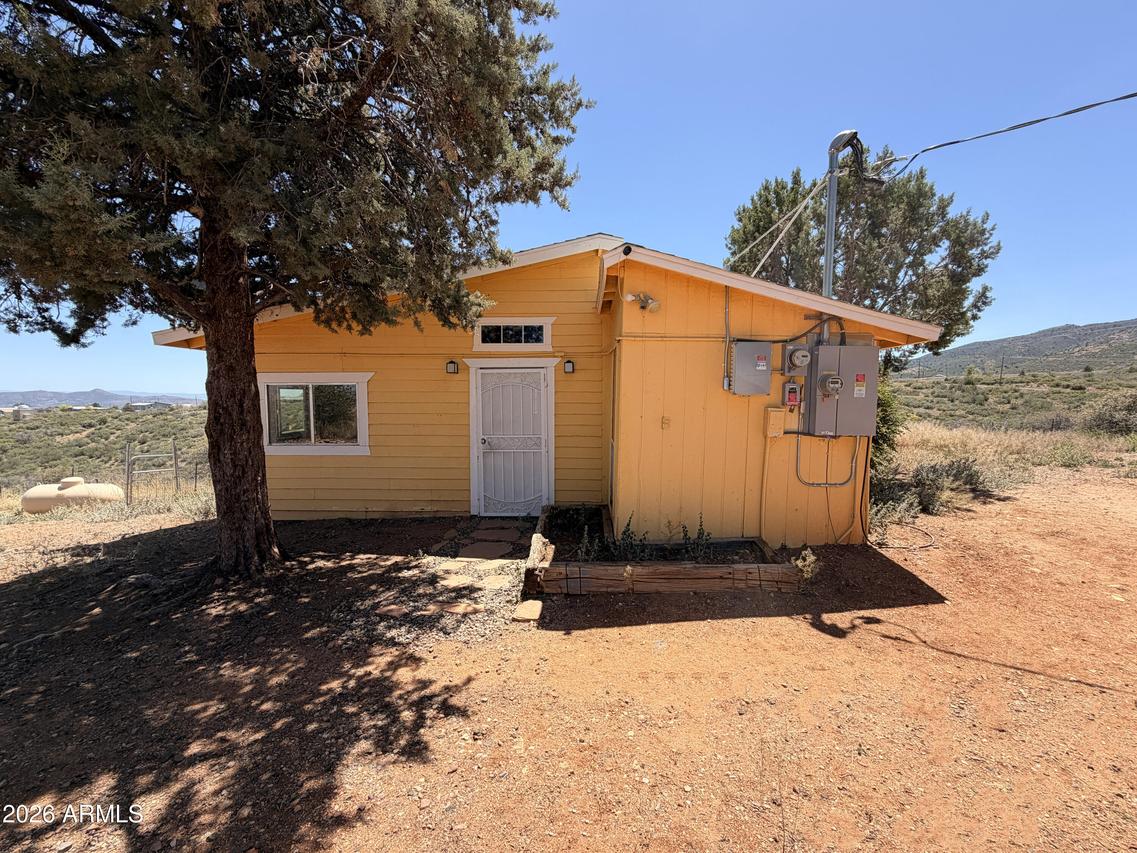 9275 E Chestnut Hill Ave., Dewey, AZ 86327
