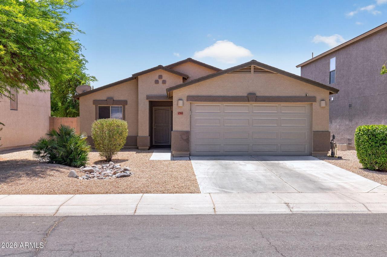 1793 E Denim Tr., San Tan Valley, AZ 85143