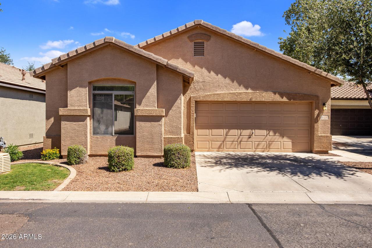 1239 S Emmett Dr., Chandler, AZ 85286