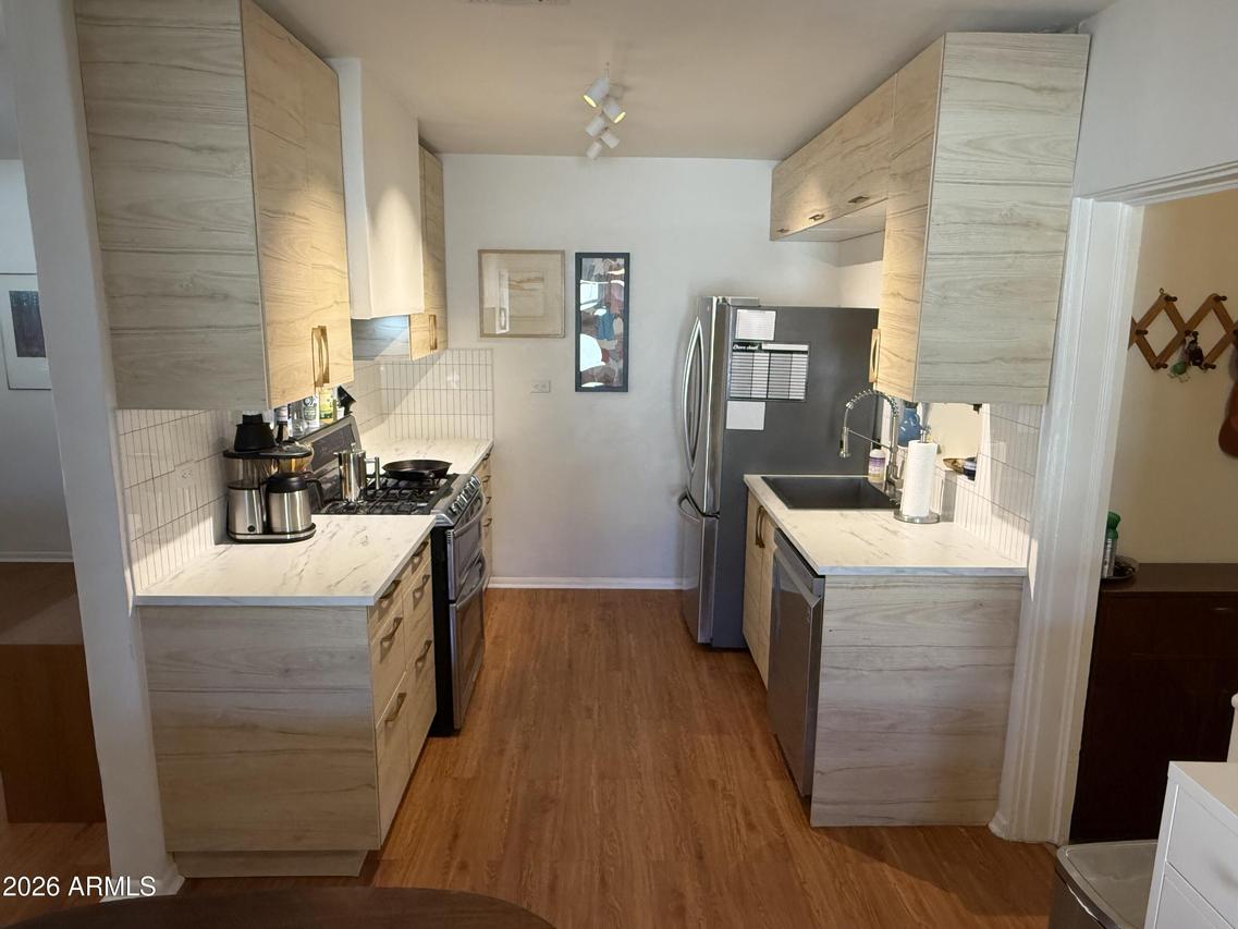 856 E Vine Ave., Mesa, AZ 85204