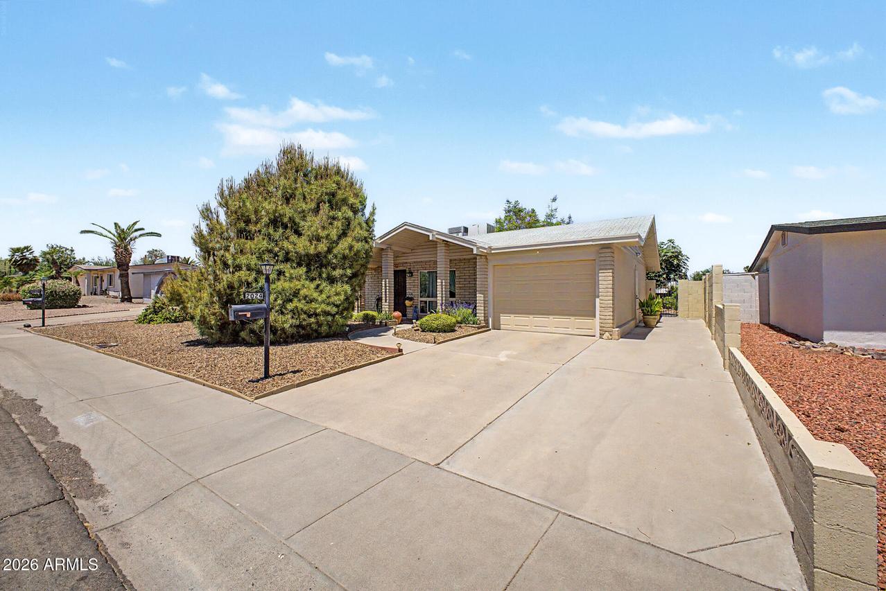 2024 E Tierra Buena Ln., Phoenix, AZ 85022