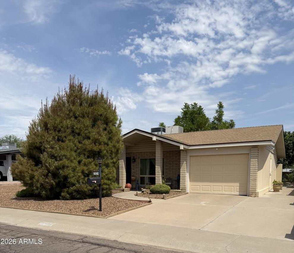 2024 E Tierra Buena Ln., Phoenix, AZ 85022