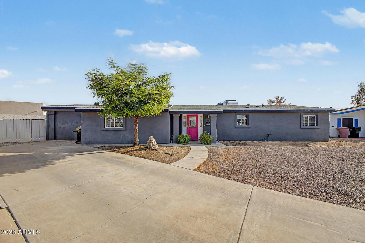 7725 E Mckinley St., Scottsdale, AZ 85257
